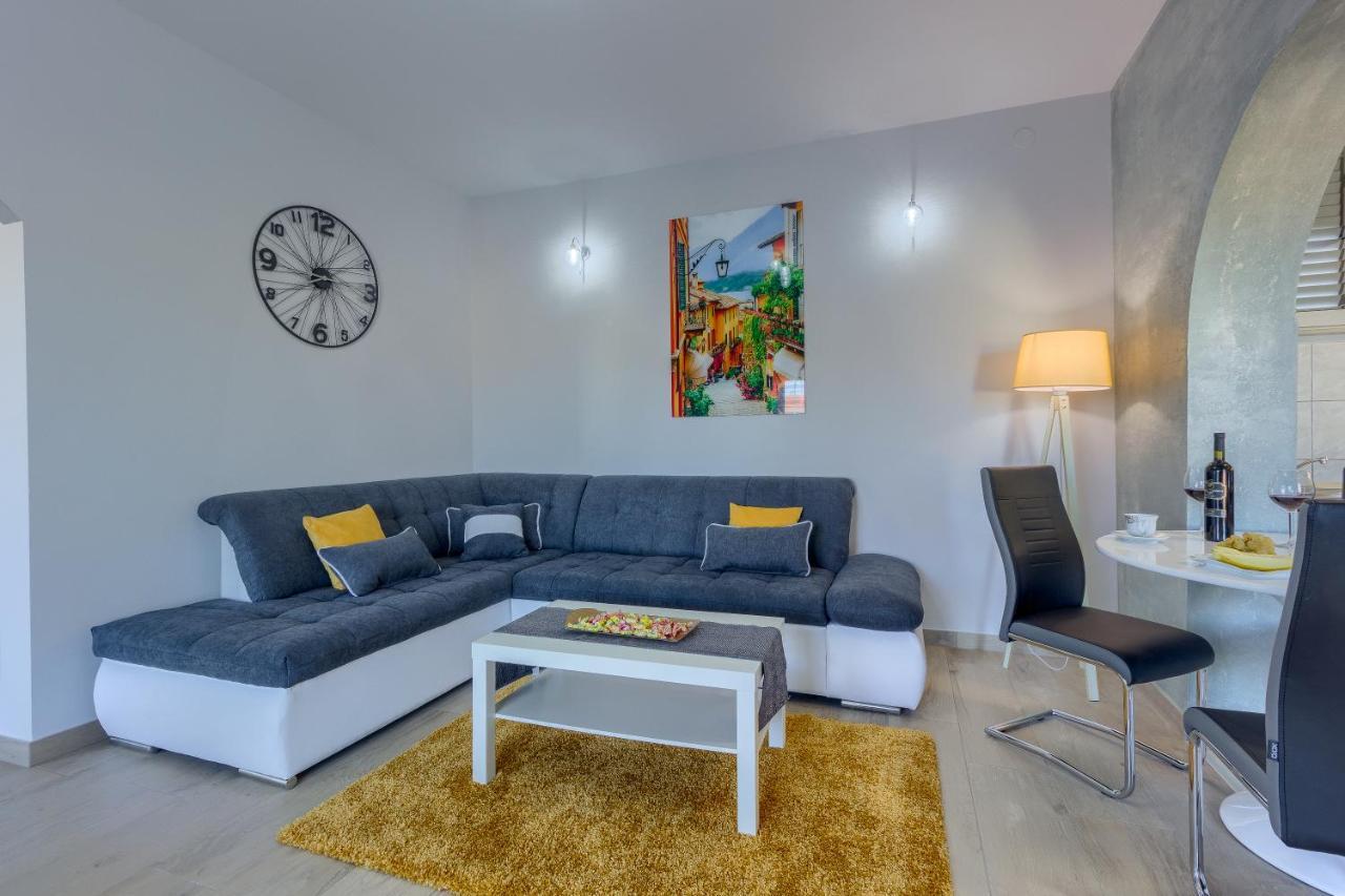 Apartments Pepa Подстрана Экстерьер фото