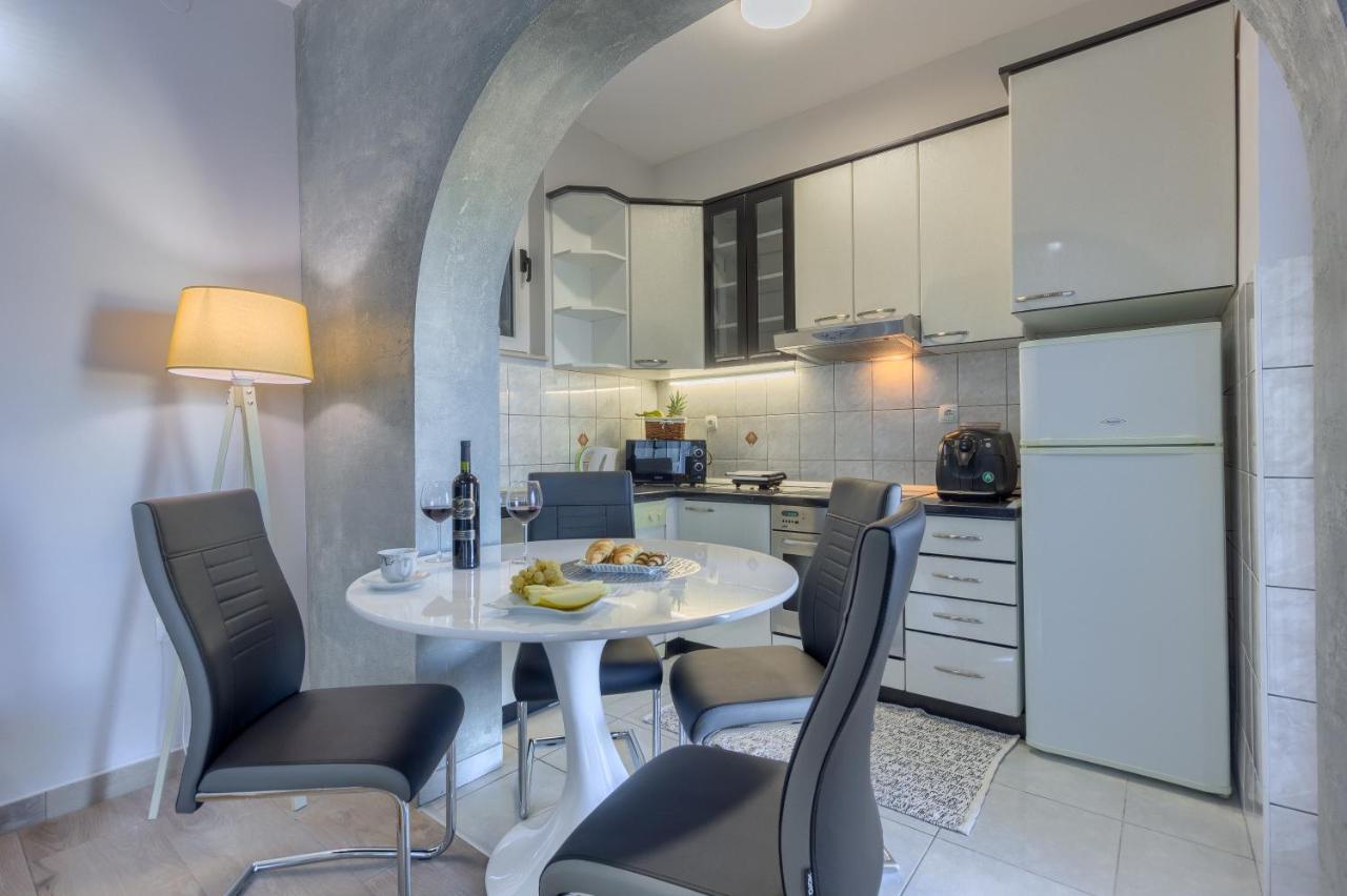 Apartments Pepa Подстрана Экстерьер фото