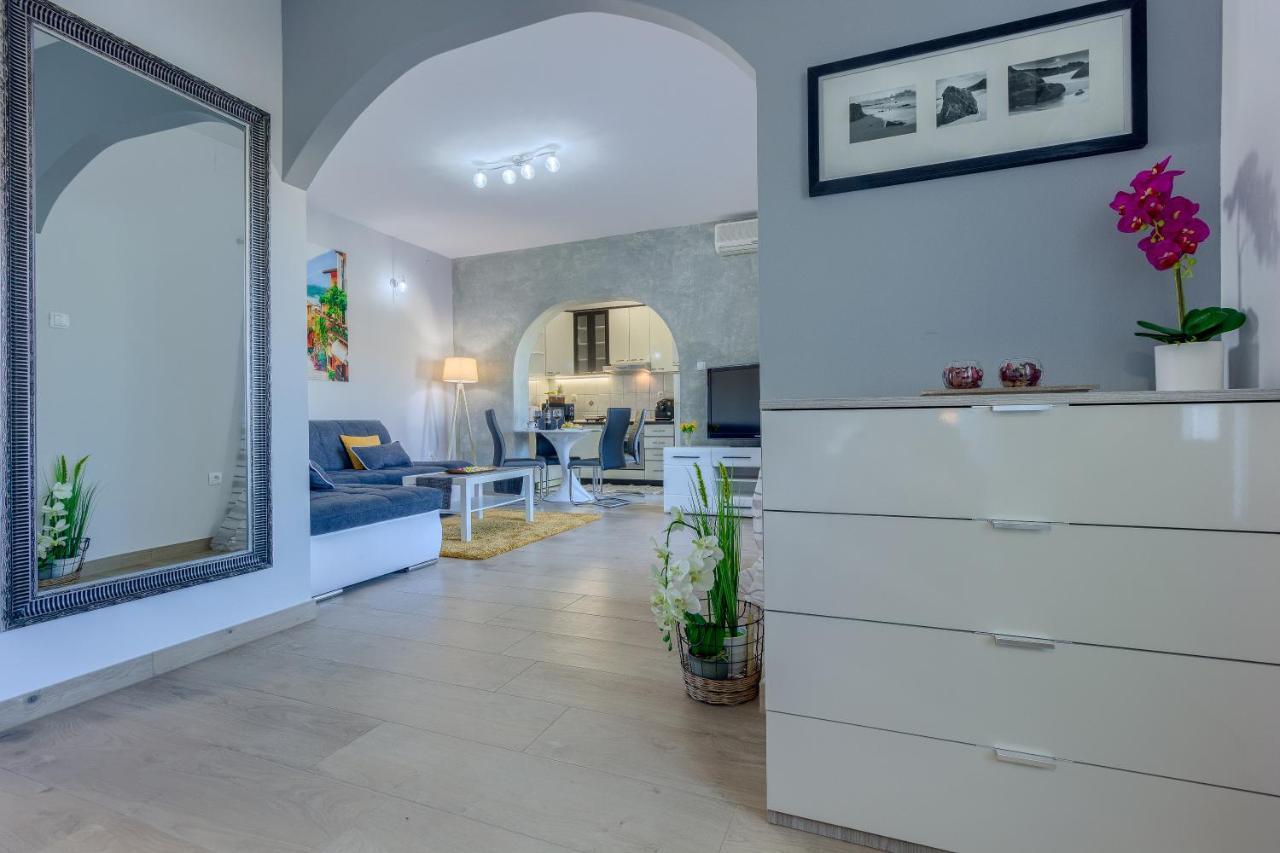 Apartments Pepa Подстрана Экстерьер фото