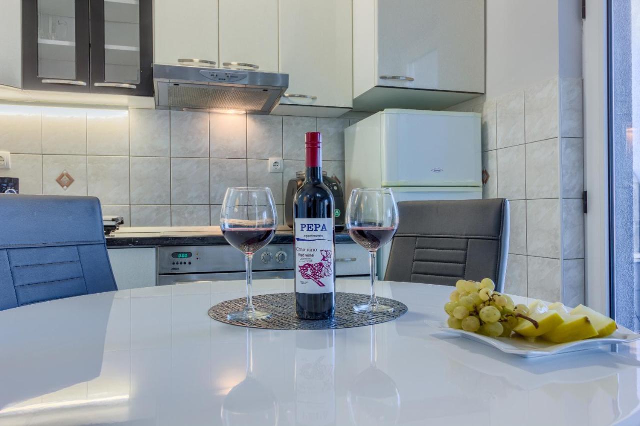Apartments Pepa Подстрана Экстерьер фото