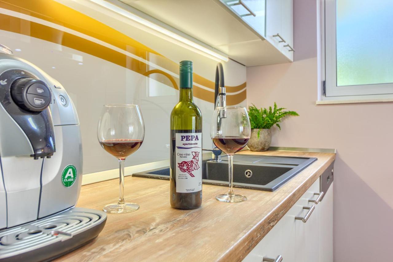 Apartments Pepa Подстрана Экстерьер фото