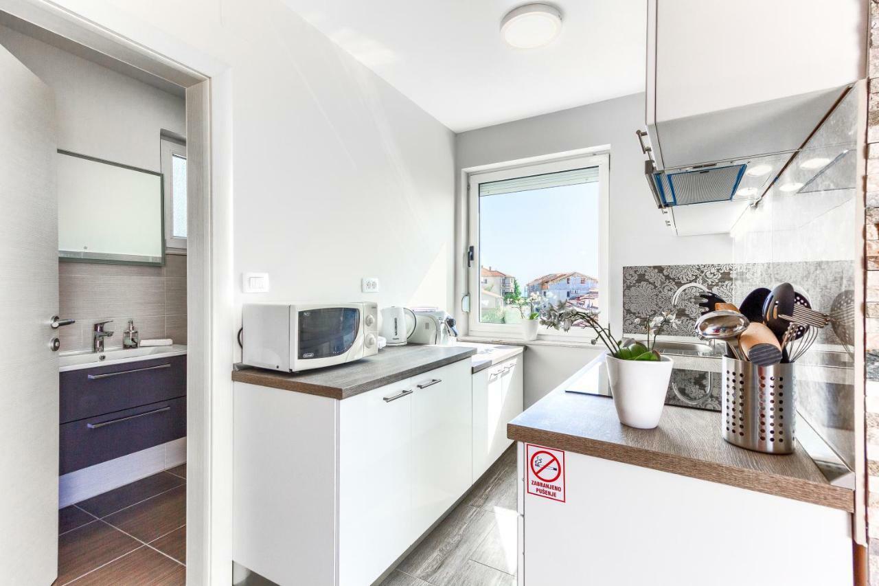 Apartments Pepa Подстрана Экстерьер фото