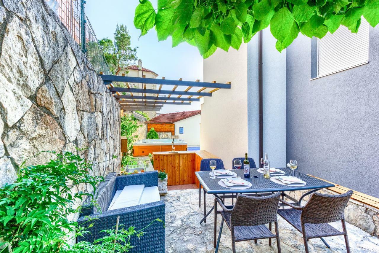 Apartments Pepa Подстрана Экстерьер фото